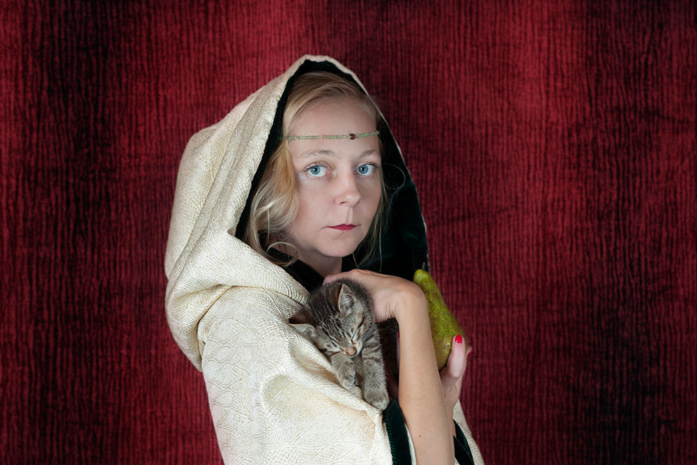 Medieval Miss Q. Photo (c) Pilar Pujol